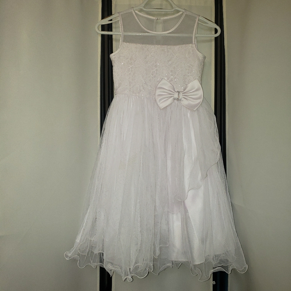 Girl's White Dress
